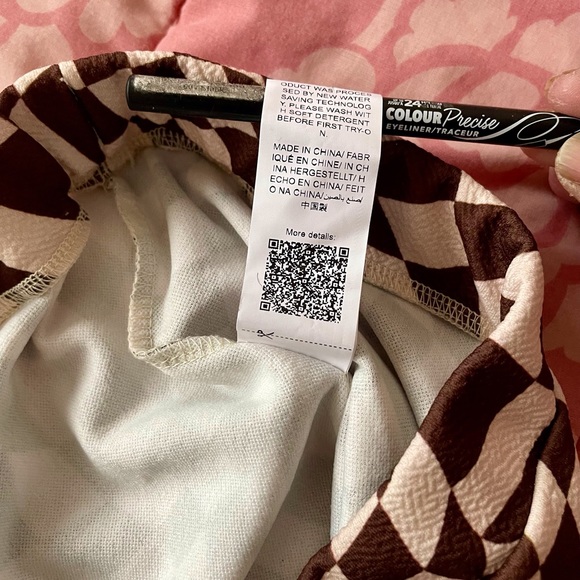 SHEIN Curve bell-bottom brown checkered pants, size ladies 1X, diamond pattern - Picture 7 of 10